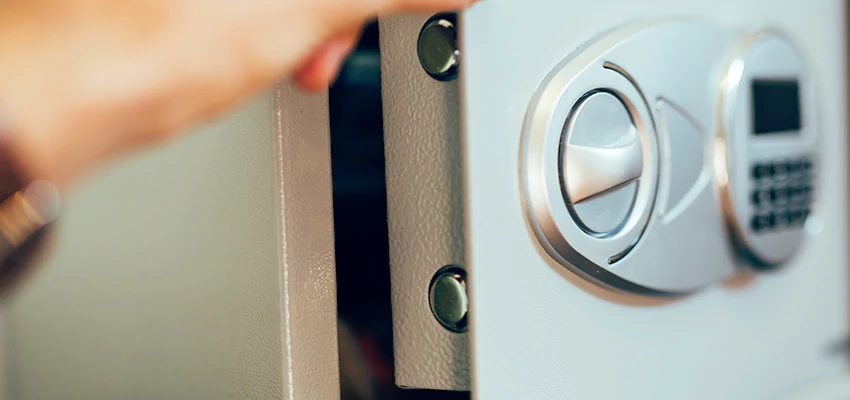 Fingerprint Safe Openers in Laguna Woods, CA