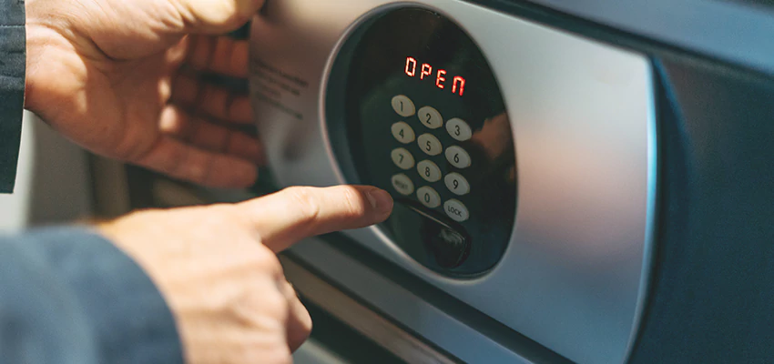 Cash Safe Openers in Laguna Woods, California