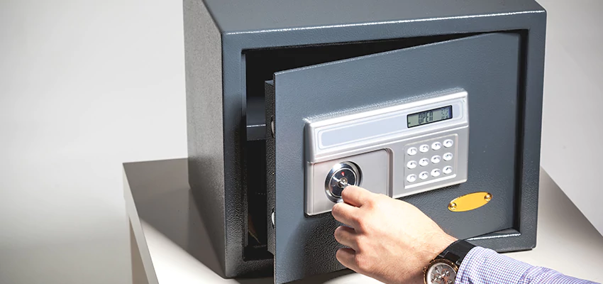 Jewelry Safe Unlocking Service in Laguna Woods, California