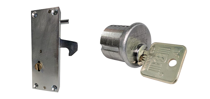 RR Fence Gates Brink Locks Repair in Laguna Woods, California