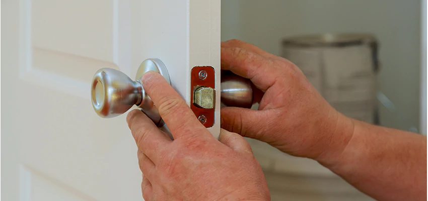 AAA Locksmiths For lock Replacement in Laguna Woods, California