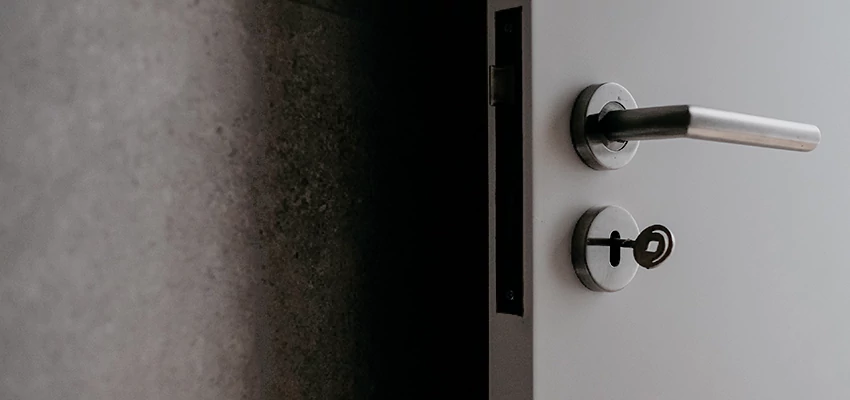 Front Door Handle Repair And Installation in Laguna Woods, CA